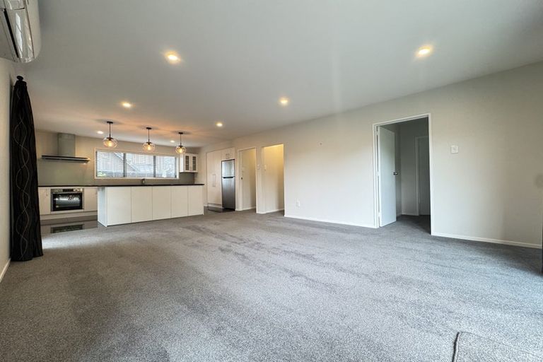 Photo of property in 1/74 Jeffreys Road, Fendalton, Christchurch, 8052