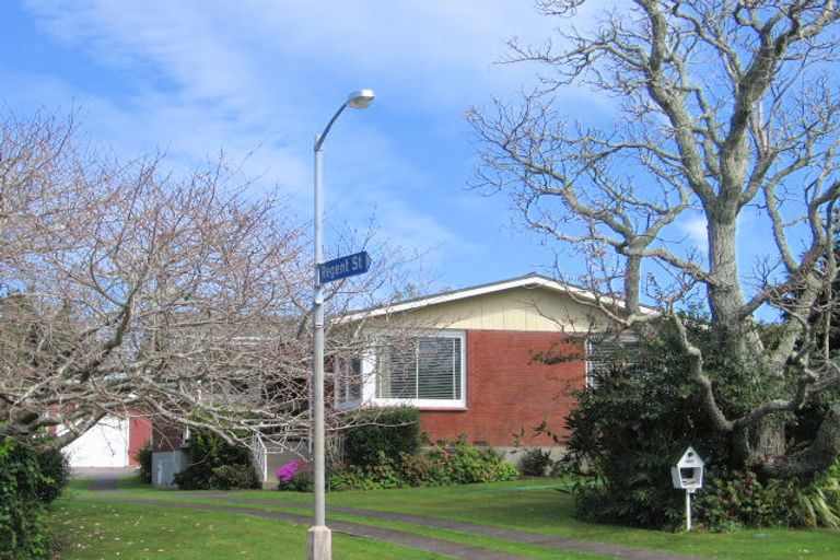 Photo of property in 30 The Drive, Brookfield, Tauranga, 3110