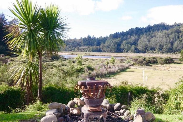 Photo of property in 2666a Waihi Whangamata Road, Whangamata, 3691