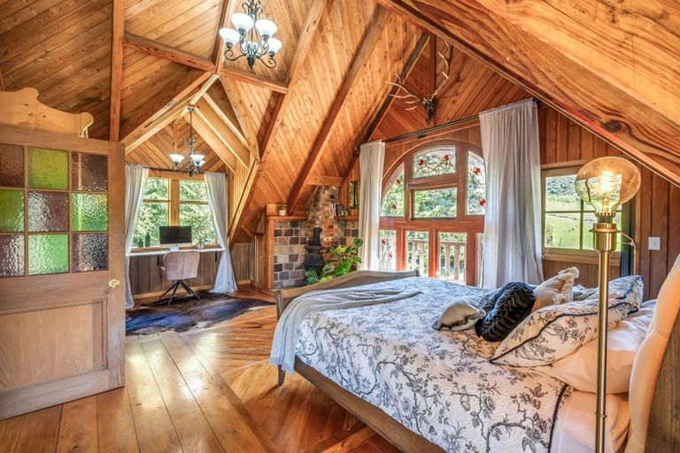 Photo of property in 50 Council Hill Road, Little River, 7591