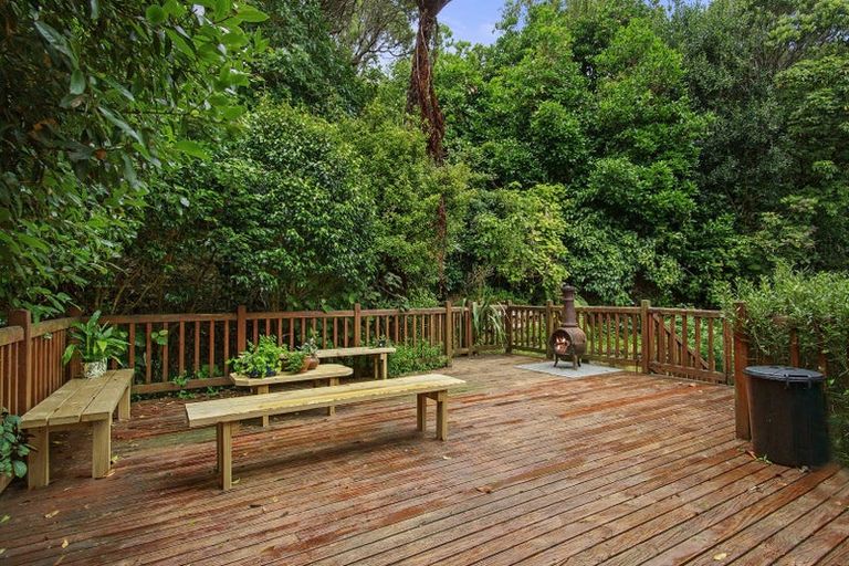 Photo of property in 8 Nepal Place, Khandallah, Wellington, 6035