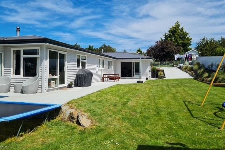 Photo of property in 16 Rees Street, Duntroon, Oamaru, 9494