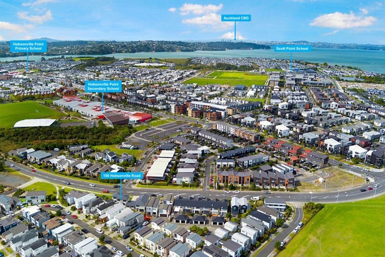 Photo of property in 150 Hobsonville Road, Hobsonville, Auckland, 0618