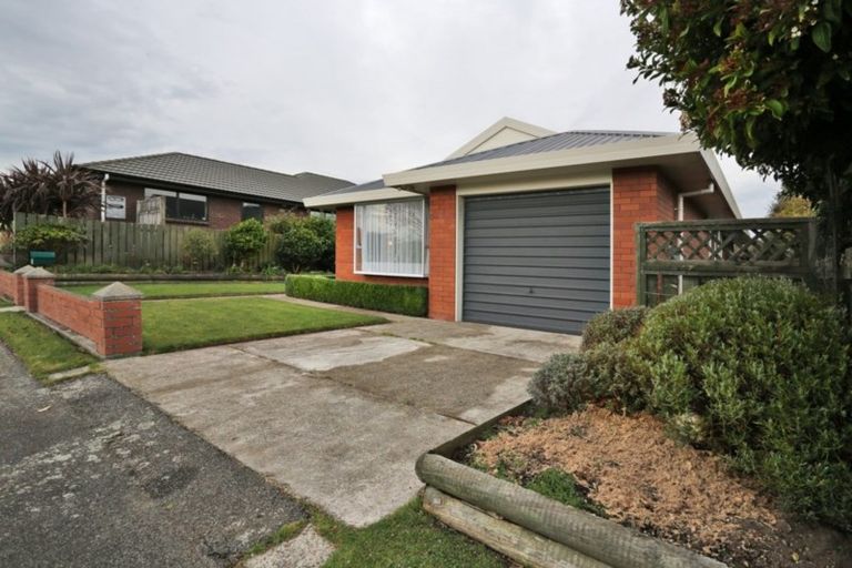 Photo of property in 43 Dublin Street, Windsor, Invercargill, 9810