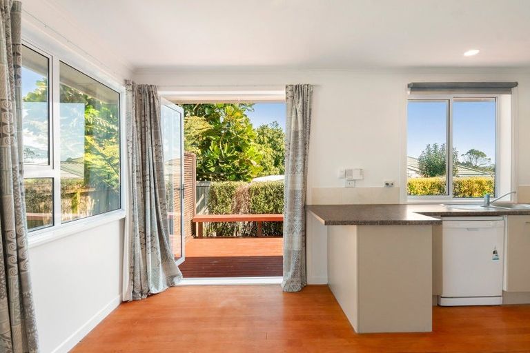 Photo of property in 5a Kauri Drive, Waiuku, 2123