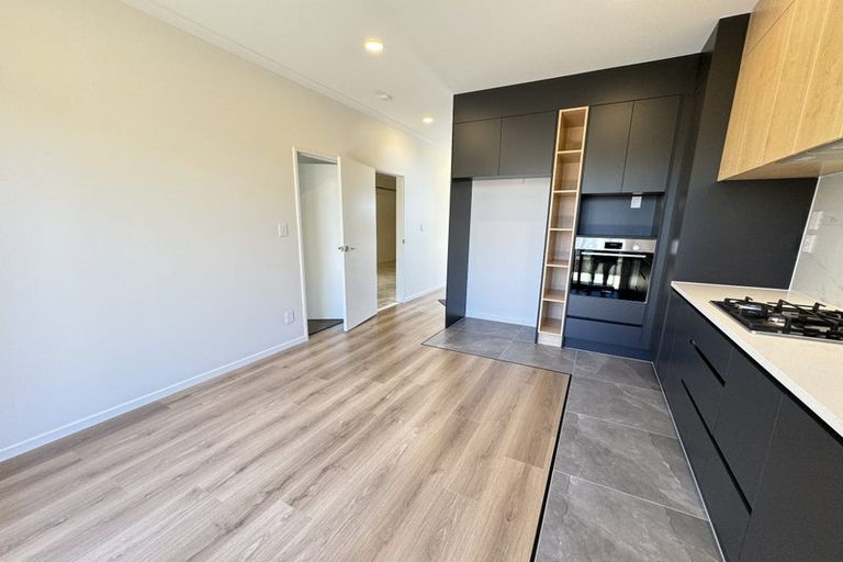 Photo of property in 22c Toru Street, Te Atatu Peninsula, Auckland, 0610