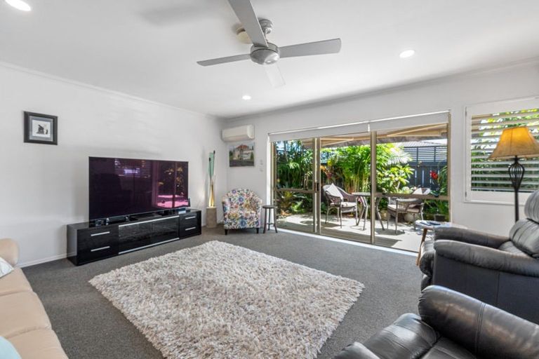 Photo of property in 4 Palm Court, Mount Maunganui, 3116