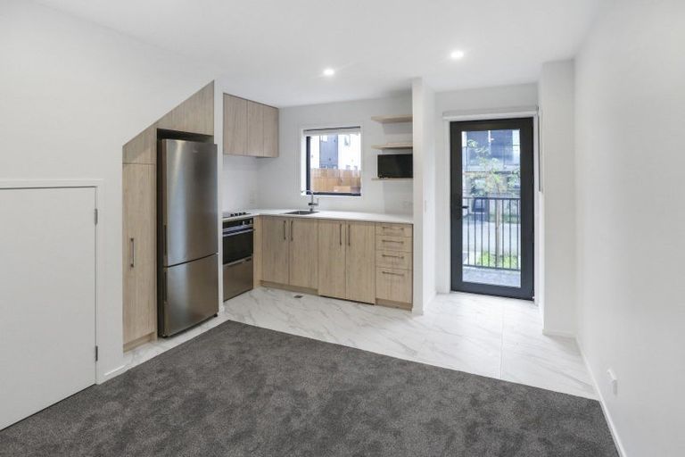Photo of property in 6/59 Matipo Road, Te Atatu Peninsula, Auckland, 0610