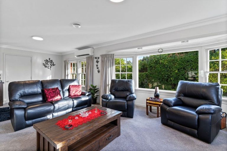 Photo of property in 68 Great North Road, Winton, 9720