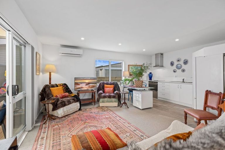 Photo of property in 11 Kamahi Crescent, Papamoa Beach, Papamoa, 3118