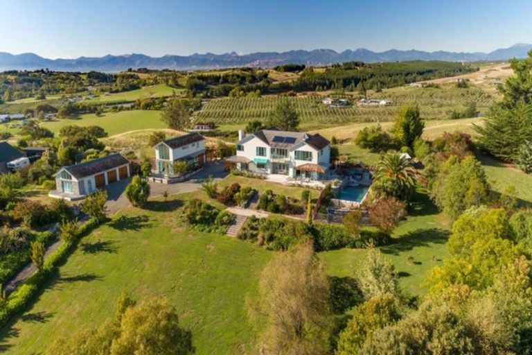 Photo of property in 113 Weka Road, Tasman, Upper Moutere, 7175