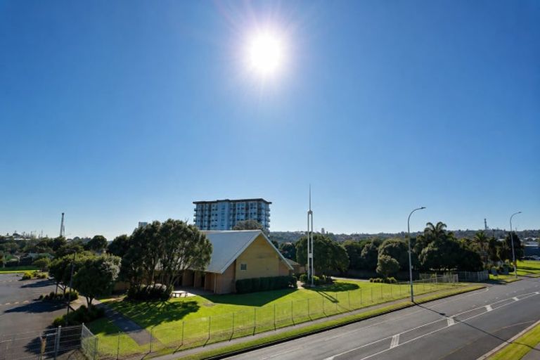 Photo of property in 3/7 Wallson Crescent, Wiri, Auckland, 2104