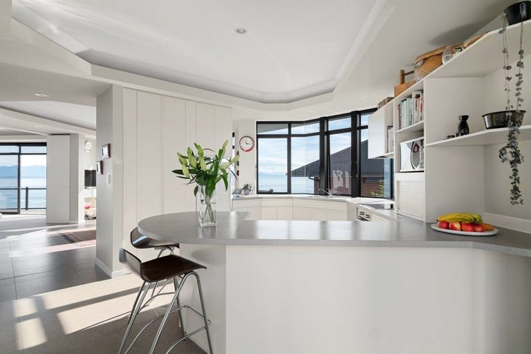 Photo of property in 55 The Cliffs, Britannia Heights, Nelson, 7010