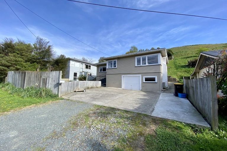 Photo of property in 76 Emano Street, Toi Toi, Nelson, 7010