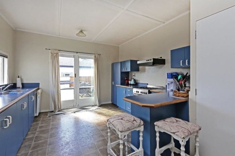 Photo of property in 814 Alexandra Street, Parkvale, Hastings, 4122