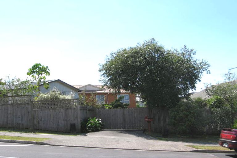 Photo of property in 29 Ian Sage Avenue, Torbay, Auckland, 0630