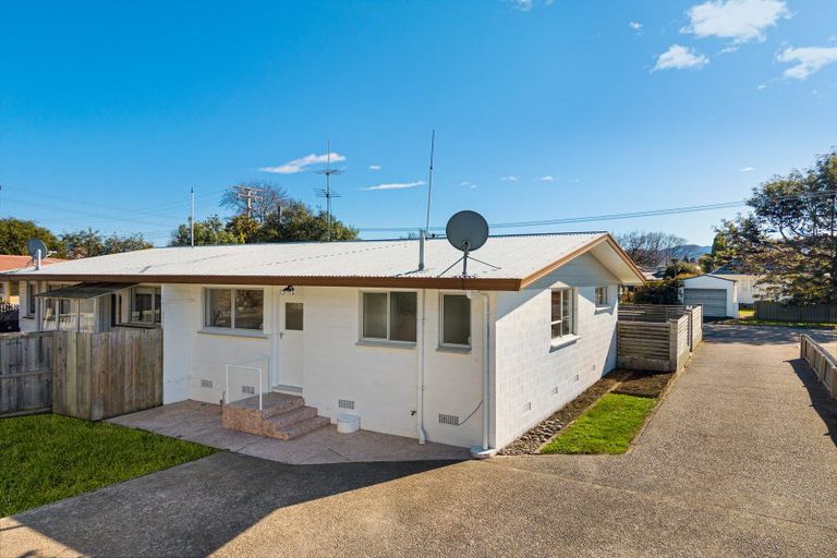 Photo of property in 2/29 Ward Street, Springlands, Blenheim, 7201