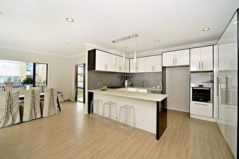Photo of property in 10 Urney Drive, Flat Bush, Auckland, 2019