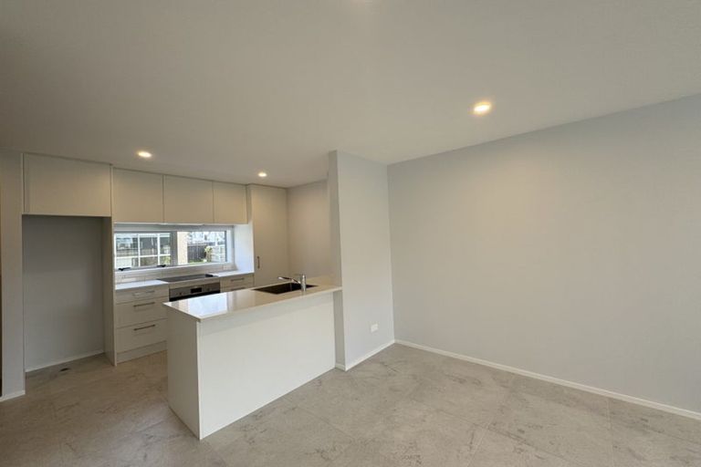 Photo of property in 12b Greenock Road, Ranui, Auckland, 0612