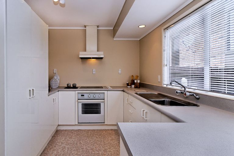 Photo of property in 2/146 Taylor Street, Blockhouse Bay, Auckland, 0600