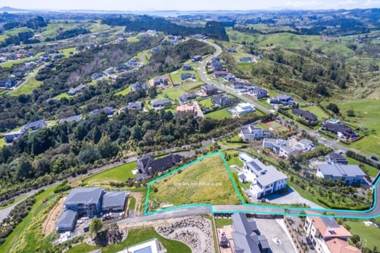 Photo of property in 768 Redoubt Road, Flat Bush, Auckland, 2019