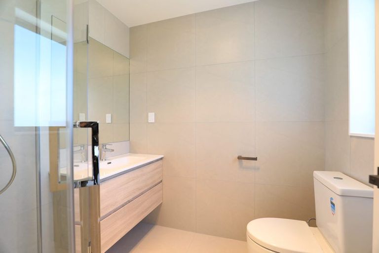 Photo of property in 58a Sorrel Crescent, Bucklands Beach, Auckland, 2012