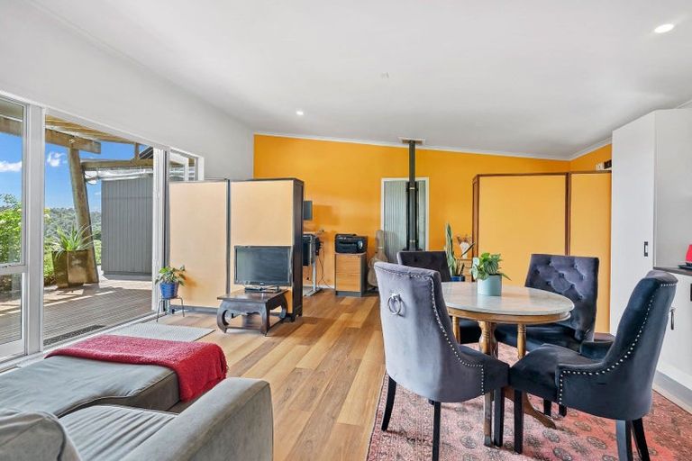 Photo of property in 1140 Russell Road, Opuawhanga, Hikurangi, 0184