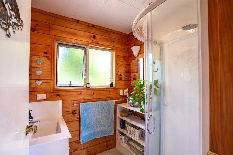 Photo of property in 473e Tuateawa Road, Tuateawa, Coromandel, 3583