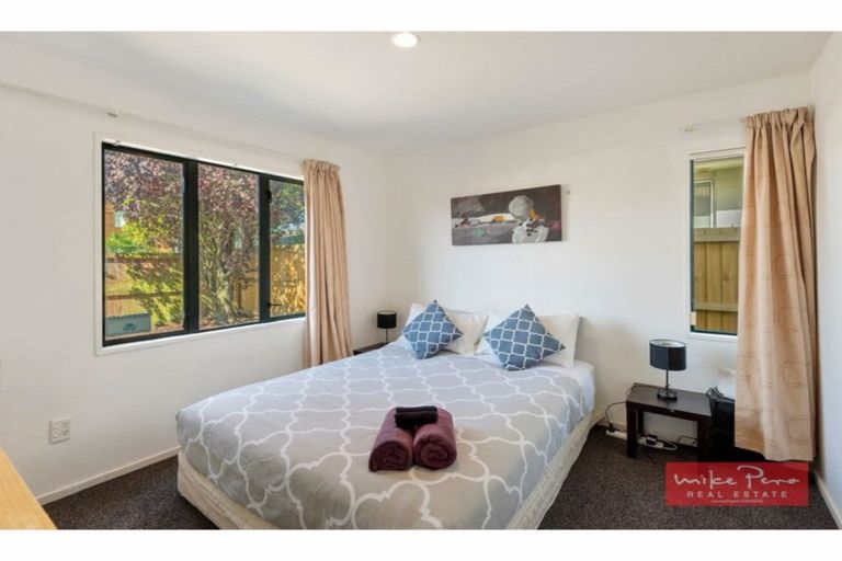 Photo of property in 1/12 Burdale Street, Riccarton, Christchurch, 8011