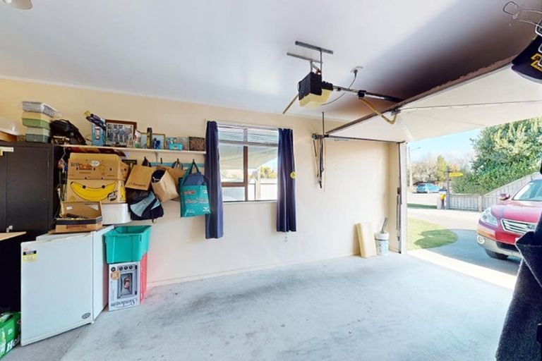 Photo of property in 15 Robinson Street, Rakaia, 7710