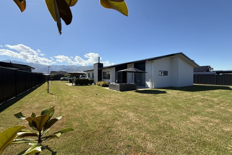 Photo of property in 51 Little Maude Drive, Lake Hawea, 9382