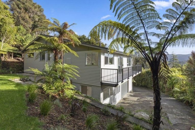 Photo of property in 15 Ngahere Street, Stokes Valley, Lower Hutt, 5019