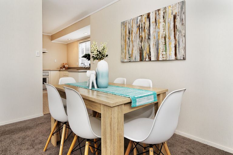 Photo of property in 2/146 Taylor Street, Blockhouse Bay, Auckland, 0600