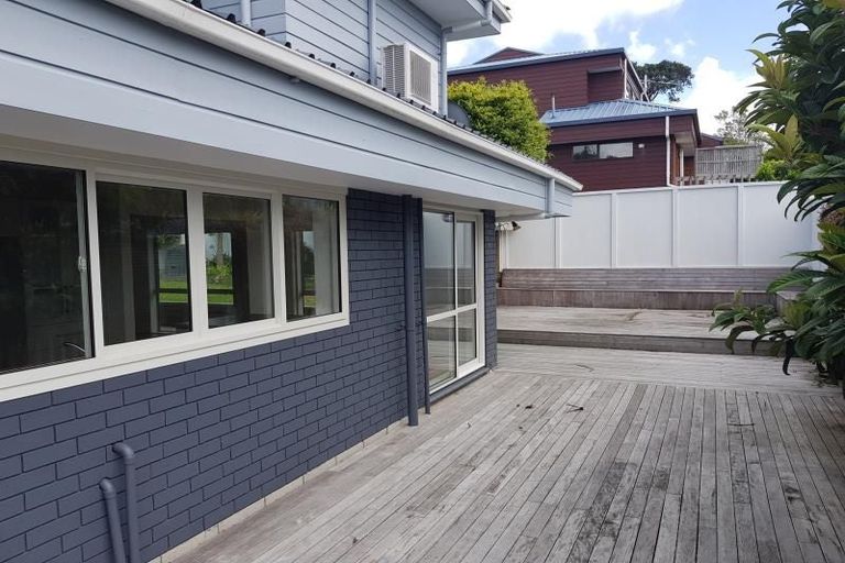 Photo of property in 1/23 Harley Road, Takapuna, Auckland, 0622