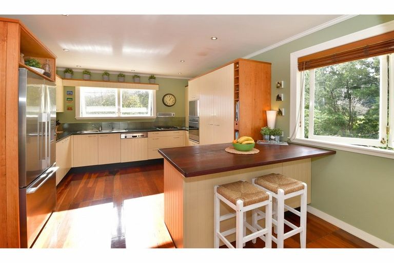 Photo of property in 84 Puhoi Road, Puhoi, Warkworth, 0994