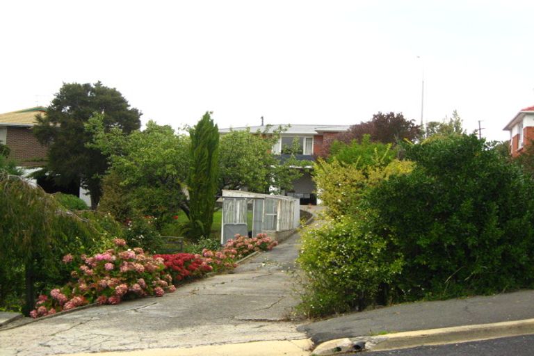 Photo of property in 9 Centennial Road, Fairfield, Dunedin, 9018