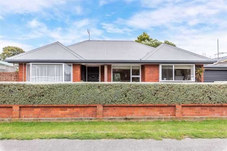 Photo of property in 2/28 Lionel Street, Avonside, Christchurch, 8061