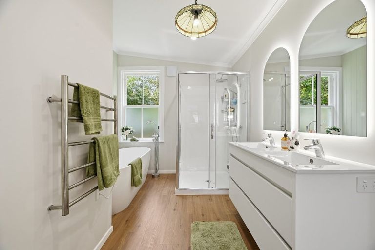 Photo of property in 11 John Road, Fairy Springs, Rotorua, 3015