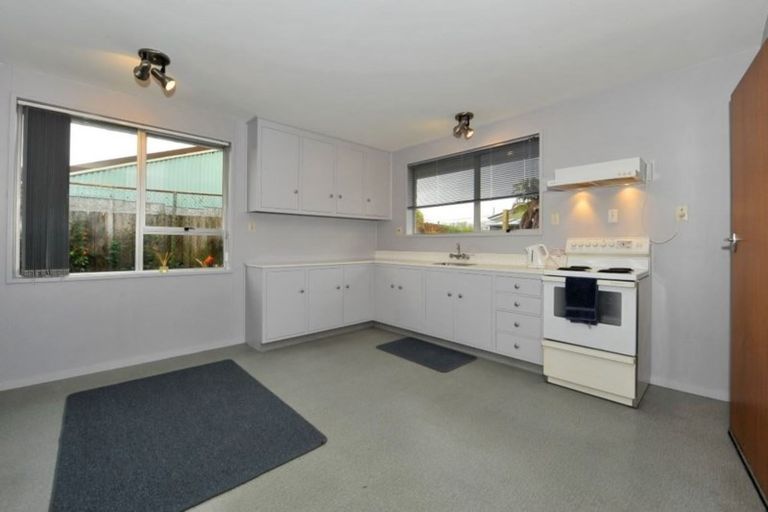 Photo of property in 115a Wilsons Road, Saint Martins, Christchurch, 8022