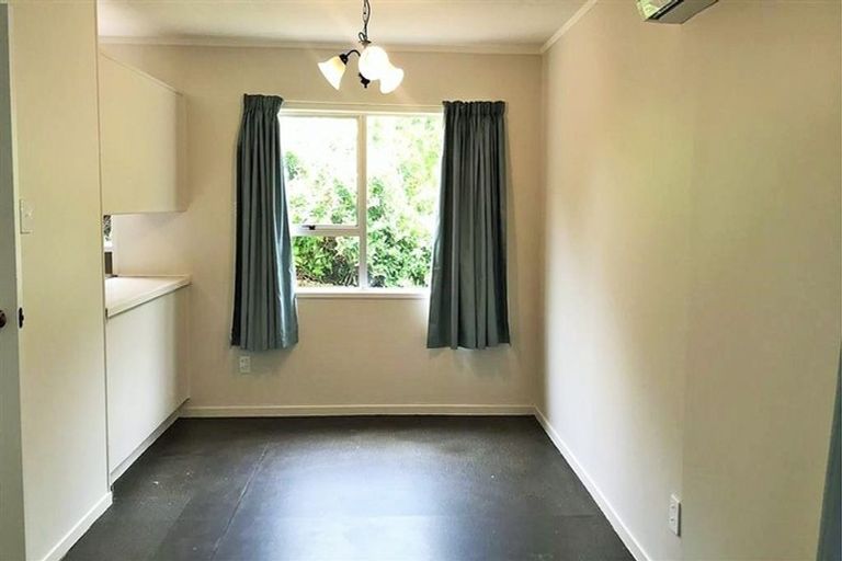 Photo of property in 26 Tudor Road, Henderson, Auckland, 0610