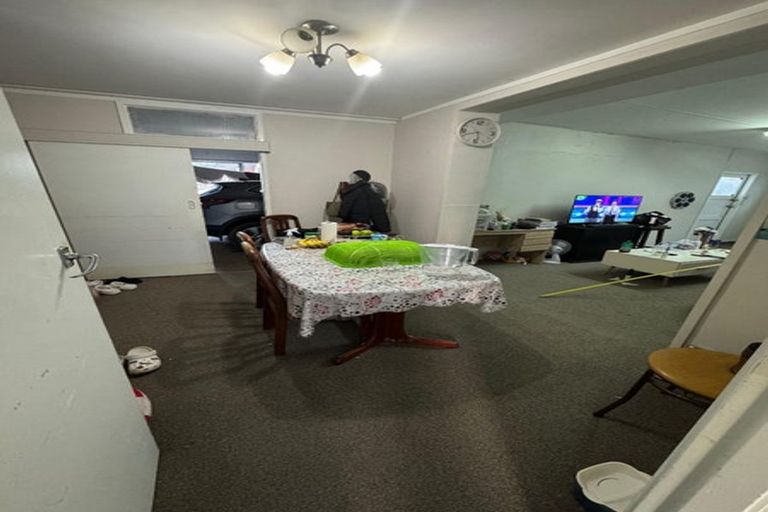 Photo of property in 72 Browns Road, Manurewa, Auckland, 2102