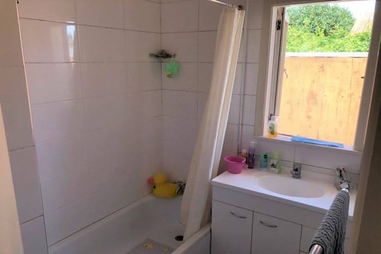 Photo of property in 160 Old Farm Road, Hamilton East, Hamilton, 3216