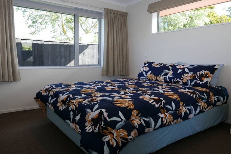 Photo of property in 118b Somerfield Street, Somerfield, Christchurch, 8024