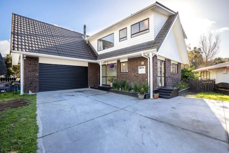 Photo of property in 9 Lombardy Place, Whalers Gate, New Plymouth, 4310