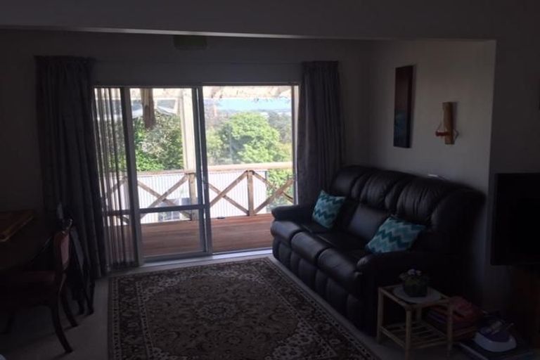 Photo of property in 158 Edmonton Road, Te Atatu South, Auckland, 0610