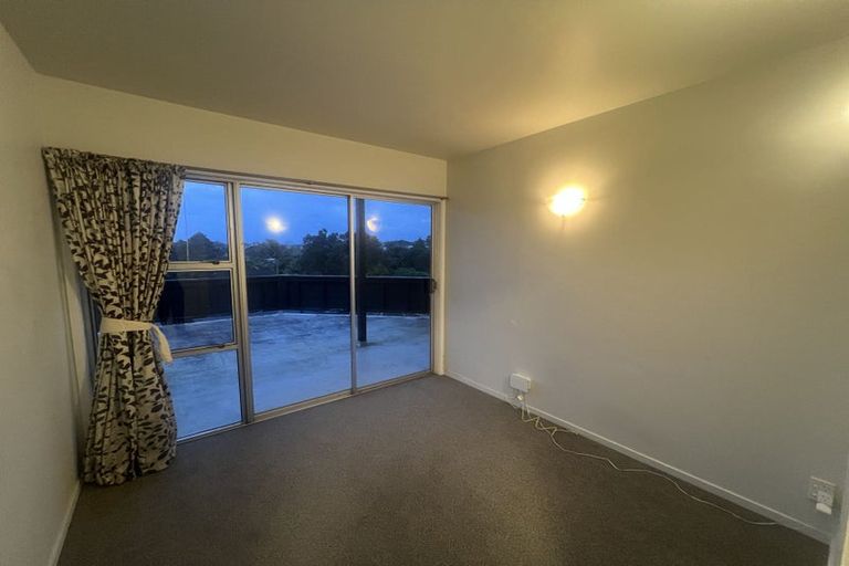 Photo of property in 3 Dunraven Place, Torbay, Auckland, 0630