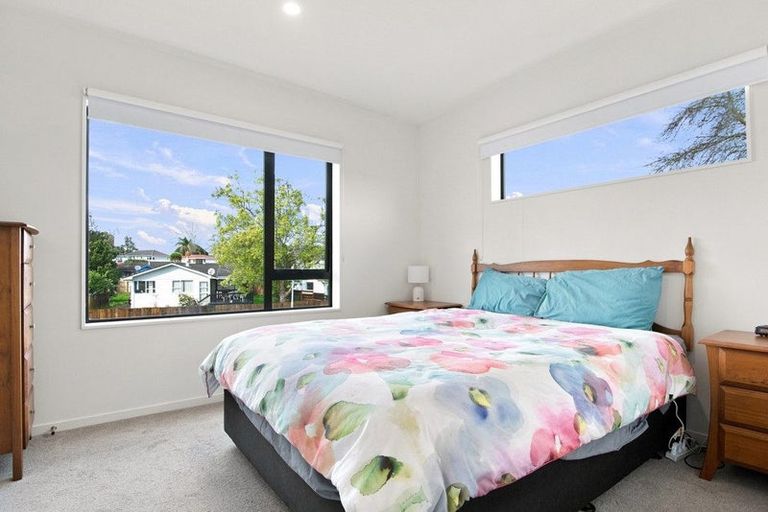 Photo of property in 18a Larissa Avenue, Henderson, Auckland, 0610