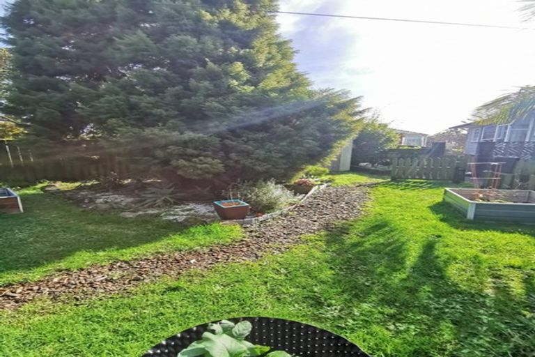 Photo of property in 223b Don Buck Road, Massey, Auckland, 0614