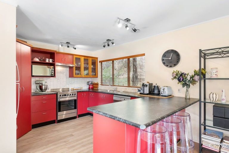 Photo of property in 2a Swainson Street, Naenae, Lower Hutt, 5011