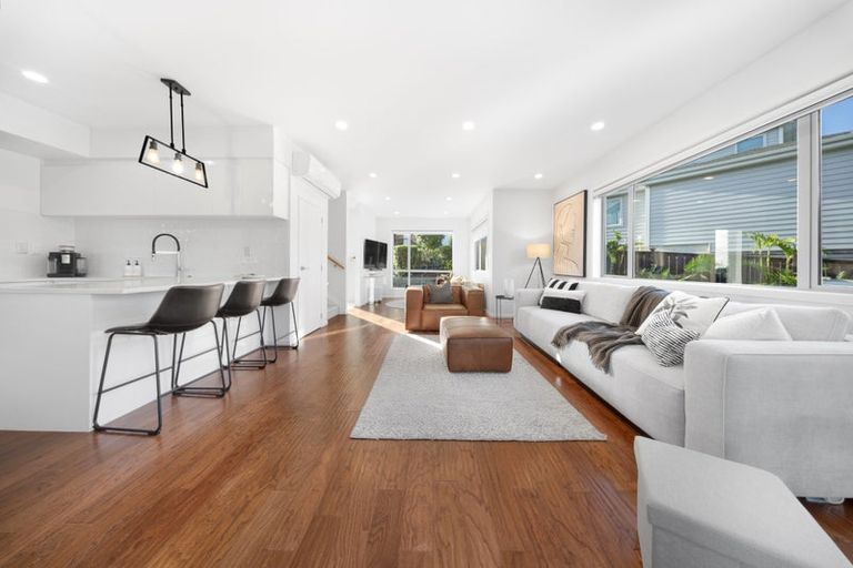 Photo of property in 136 Voyager Drive, Gulf Harbour, Whangaparaoa, 0930